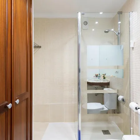 Centric 2br Flat 5 Min Walk To Las Canteras Beach Apartment